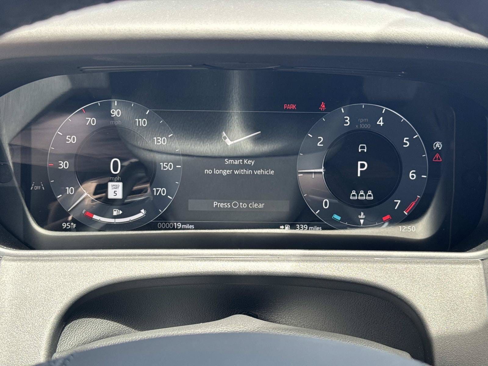 2026 Land Rover Range Rover Velar Dynamic SE - Photo 31
