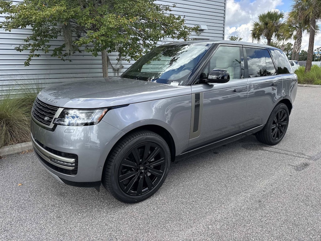 New 2027 Land Rover Range Rover SE SUV
