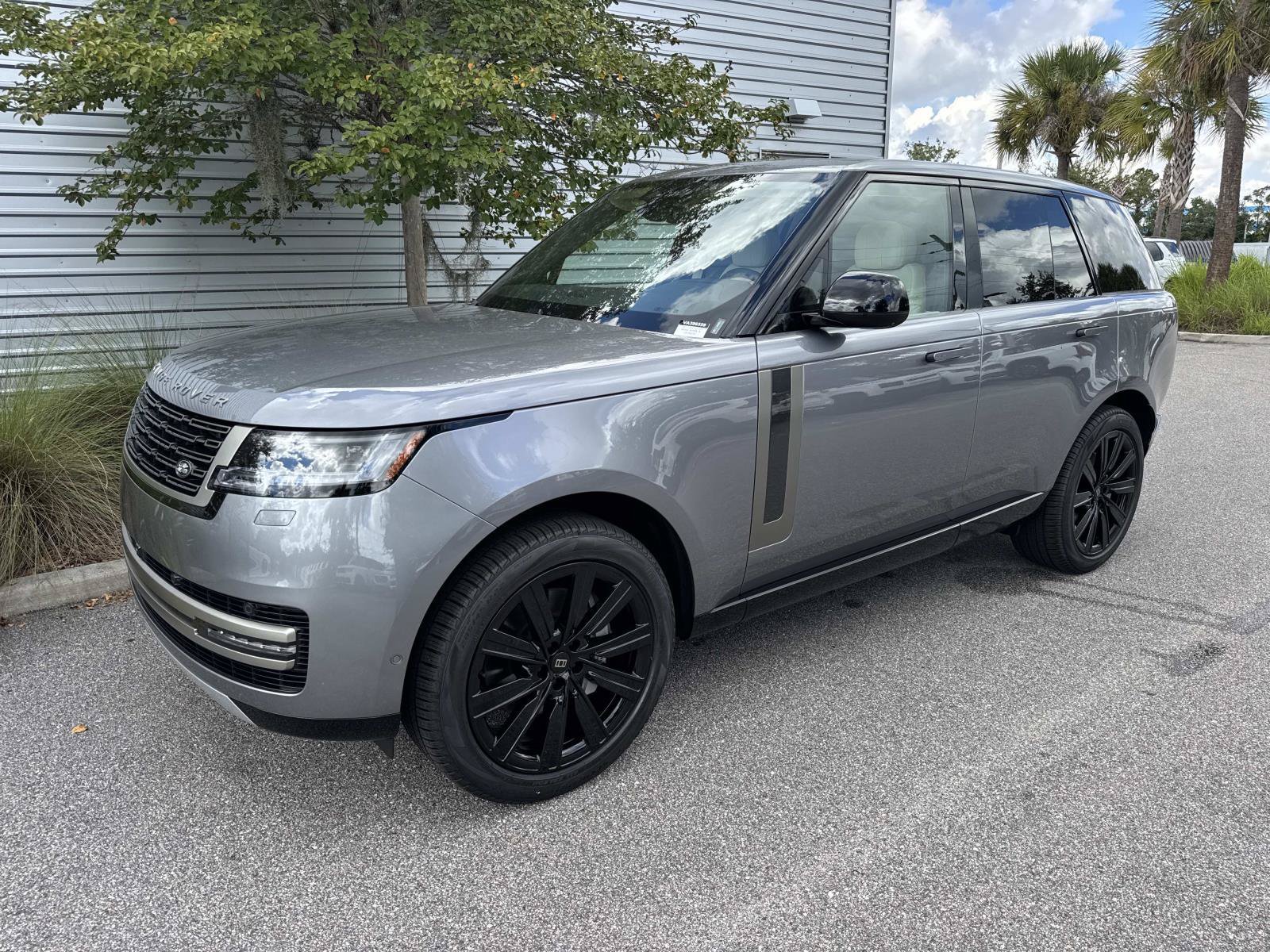 2027 Land Rover Range Rover SE 400PS Auto SUV