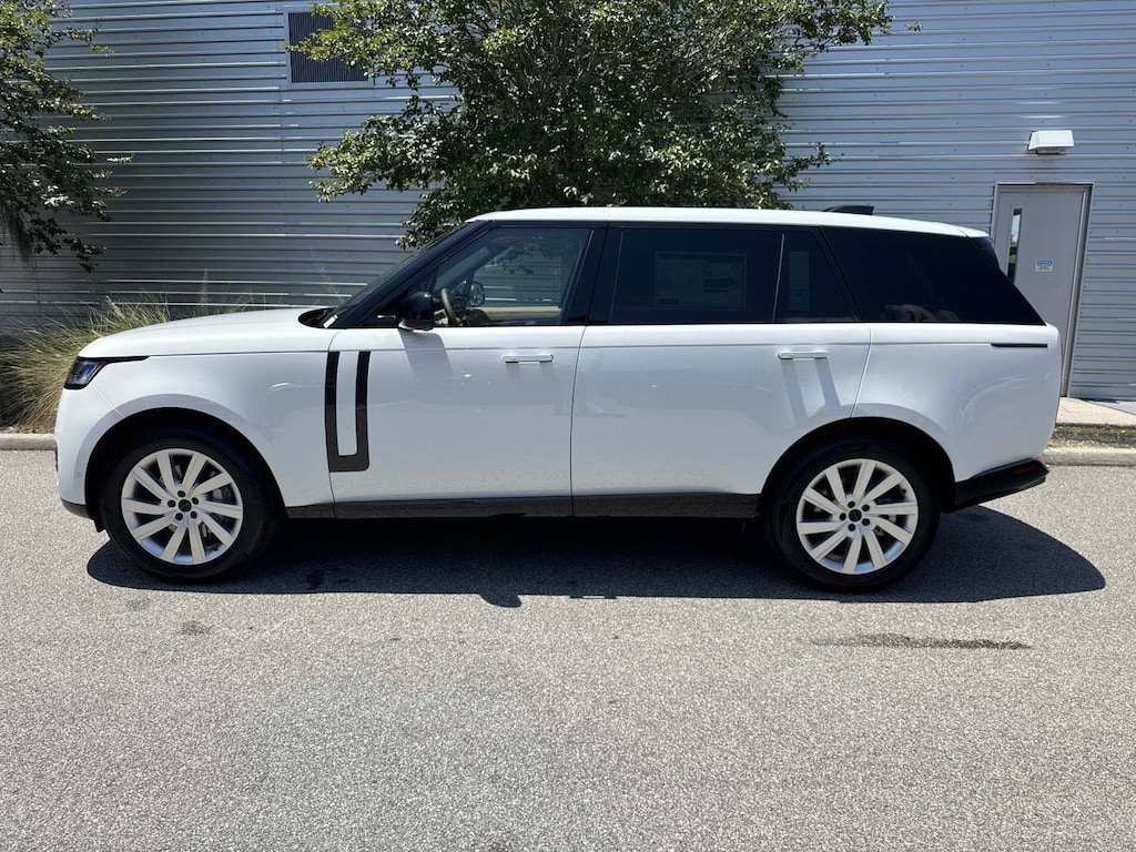 New 2026 Land Rover Range Rover SE 7 Seats SUV