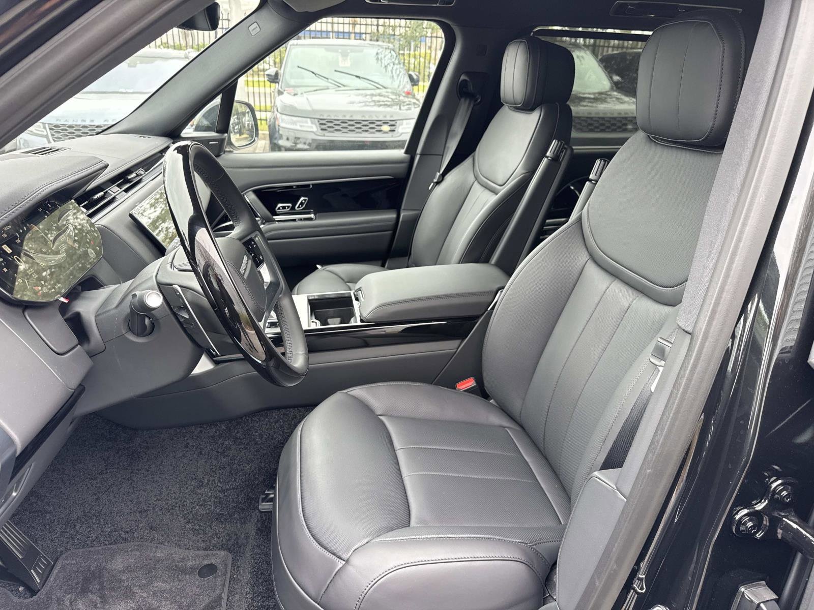 2026 Land Rover Range Rover SE - Photo 21