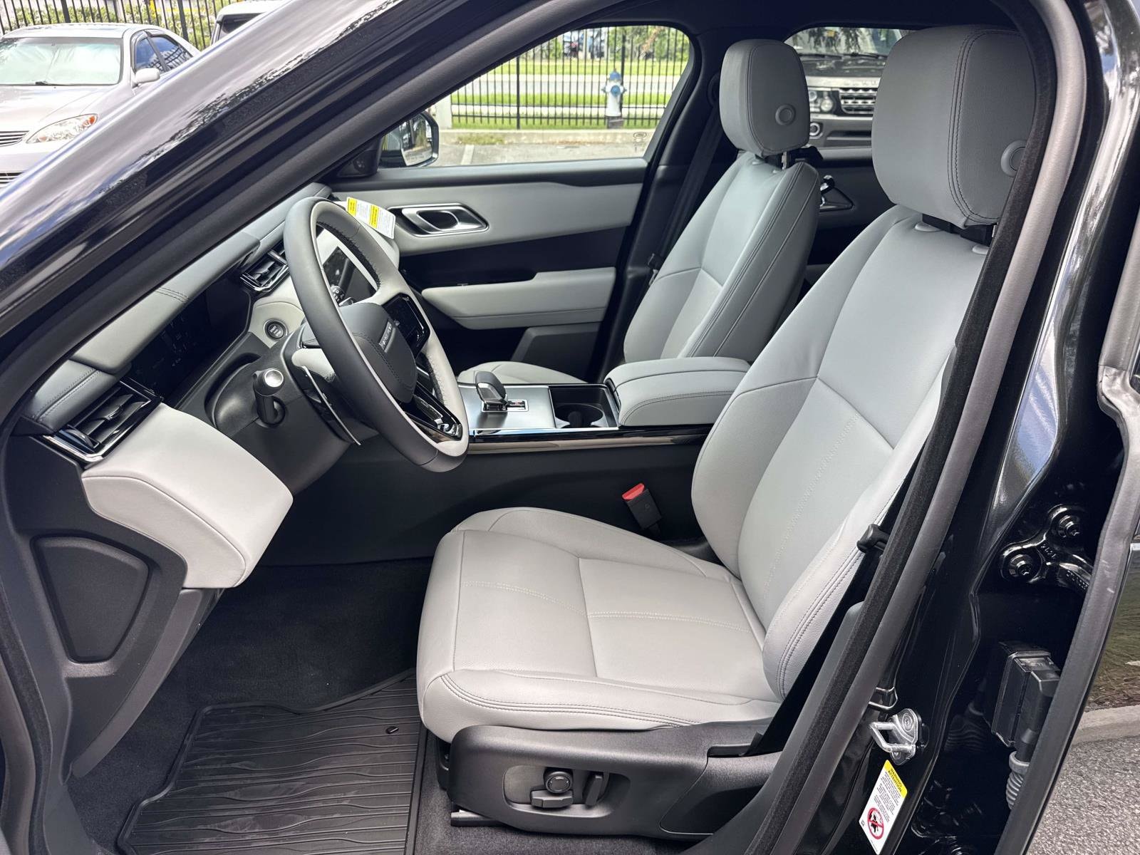 2026 Land Rover Range Rover Velar Dynamic SE - Photo 21