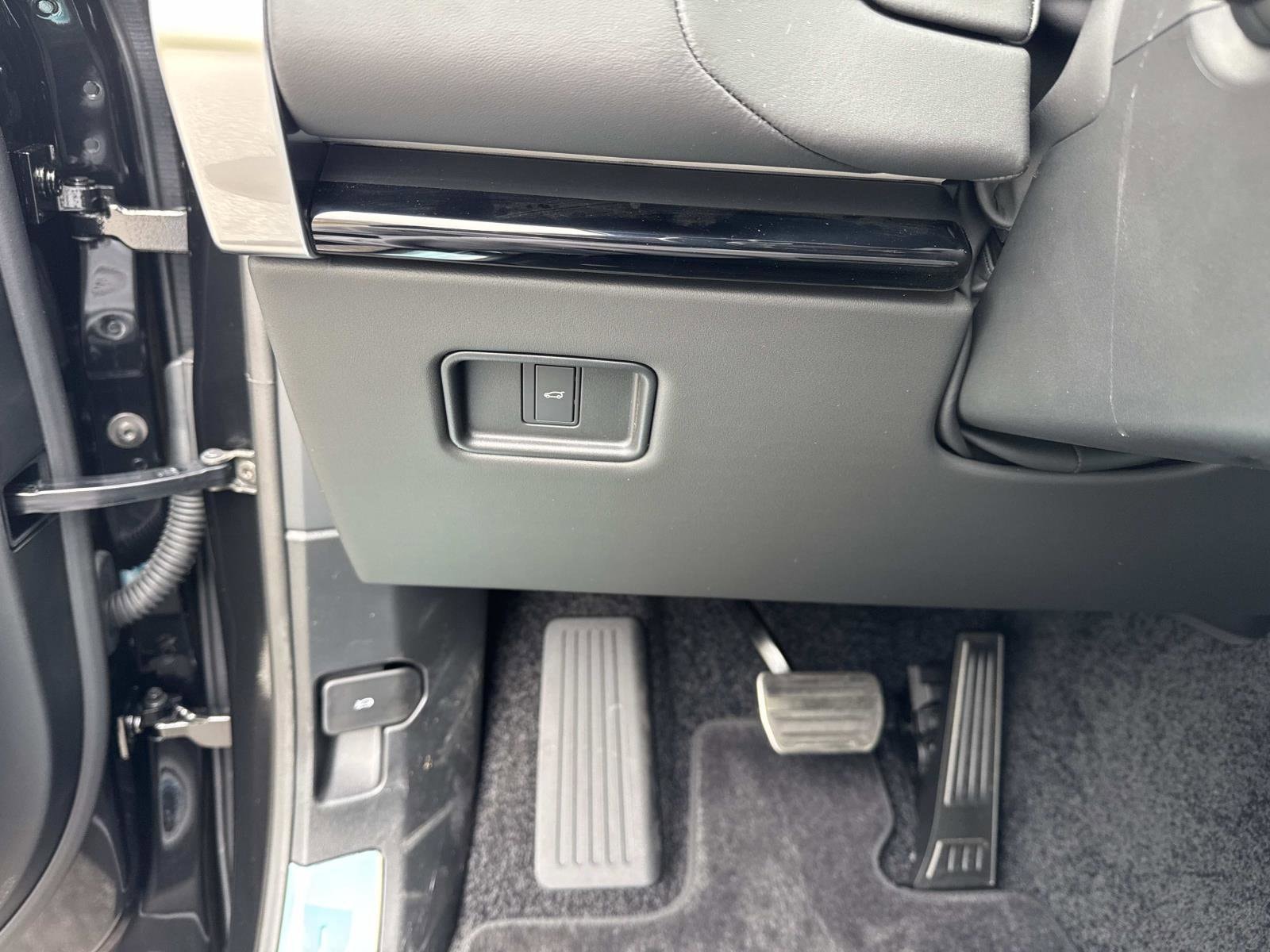 2026 Land Rover Range Rover SE - Photo 32