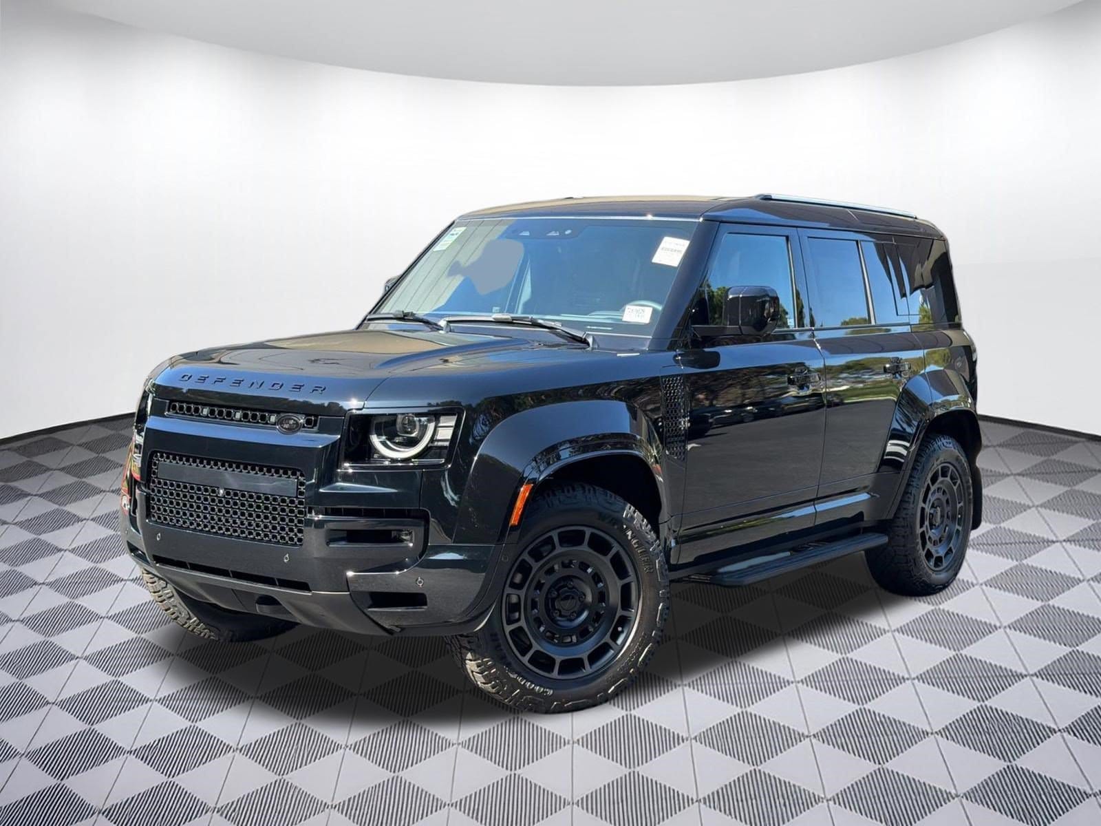 2026 Land Rover Defender 110