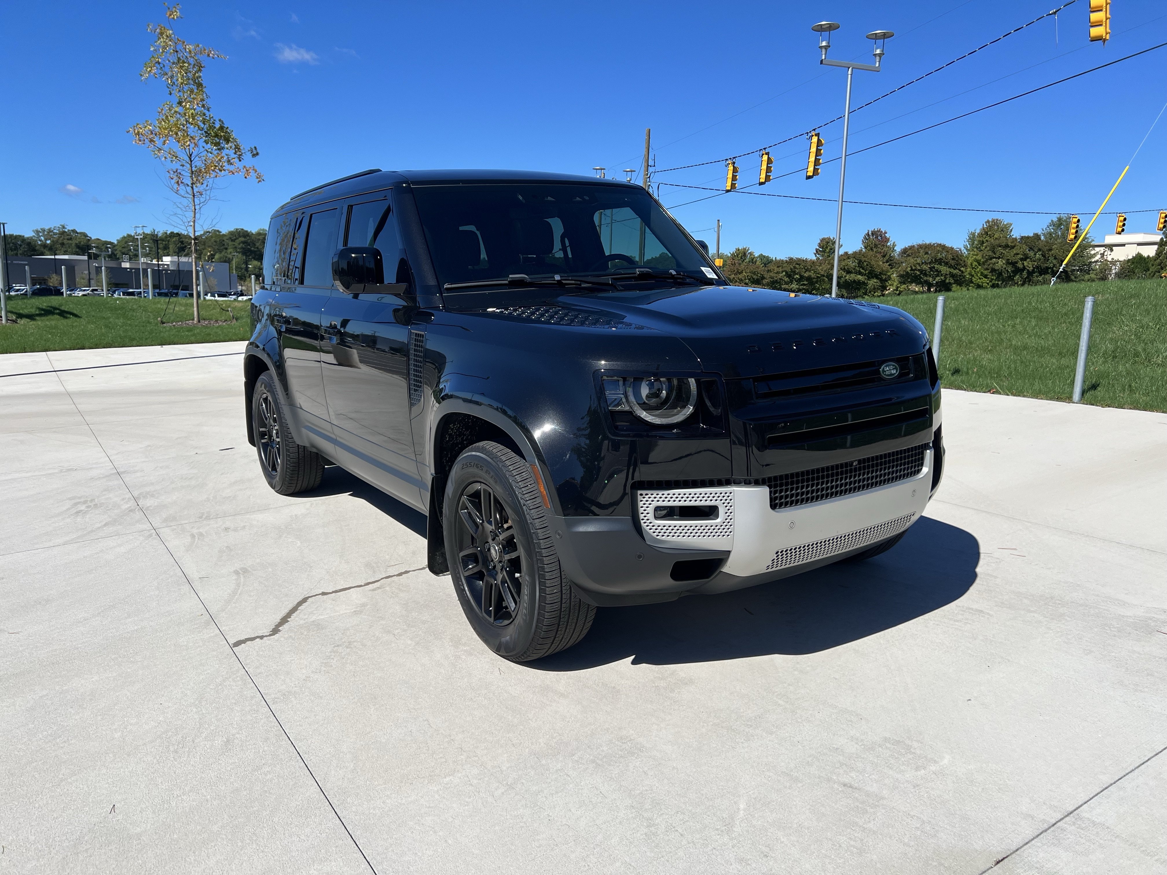  Land Rover Defender 110