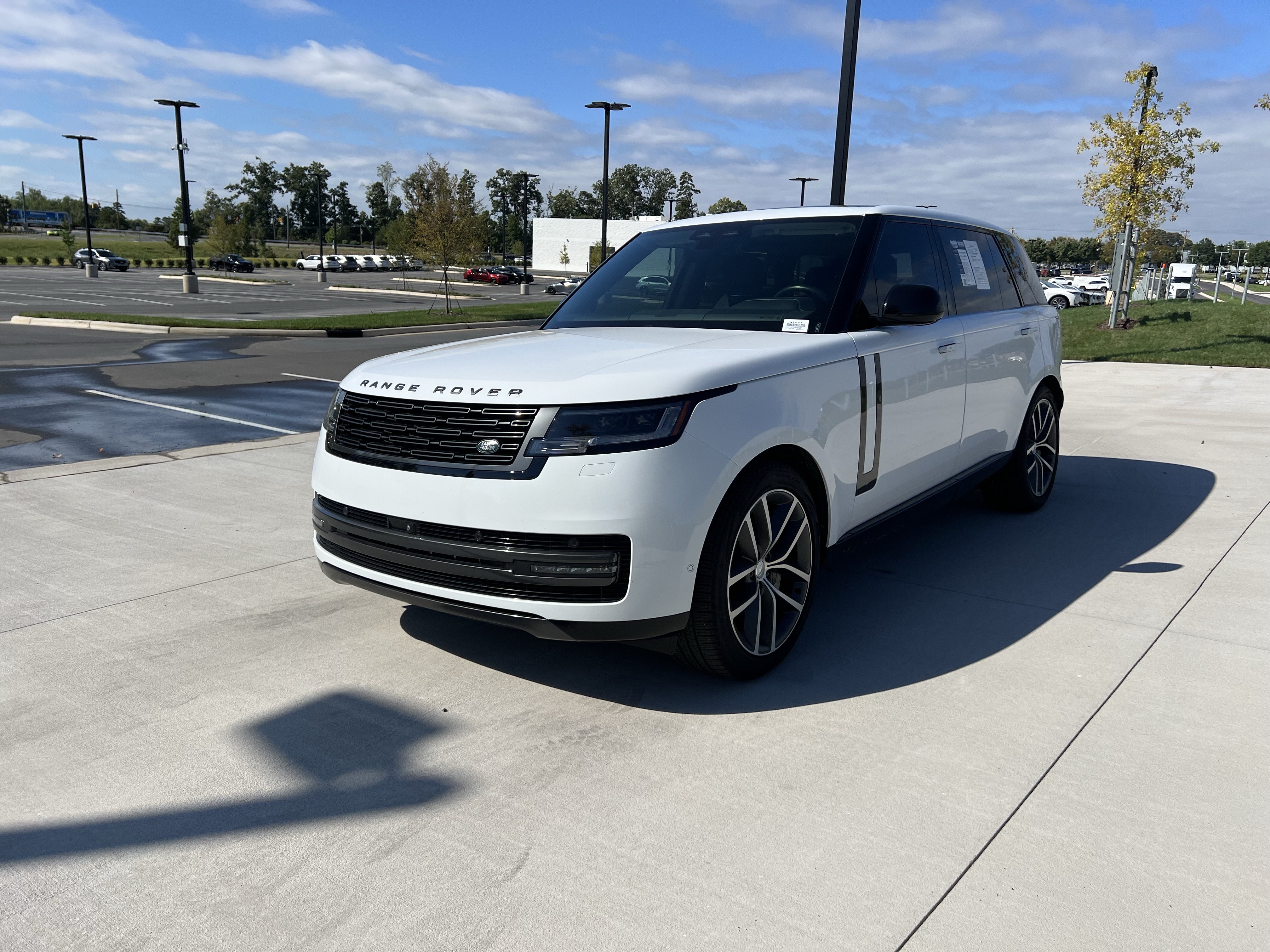 Certified 2024 Land Rover Range Rover P400 SE 7 Seat SUV