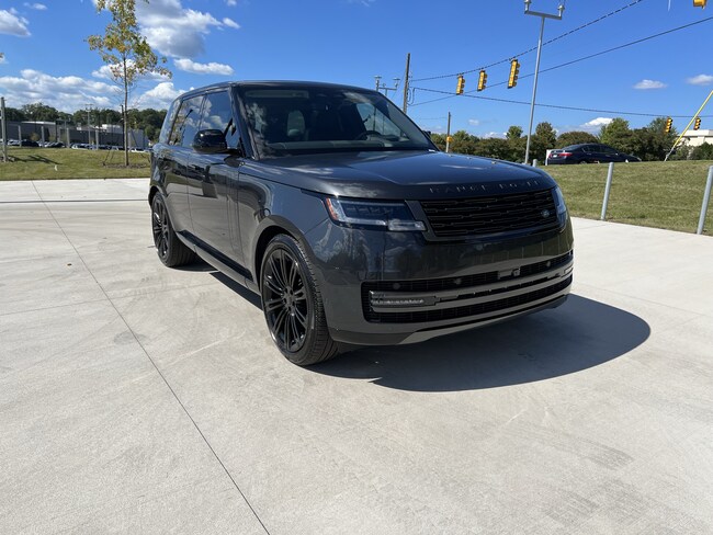 2026 Land Rover Range Rover P400 SE SUV