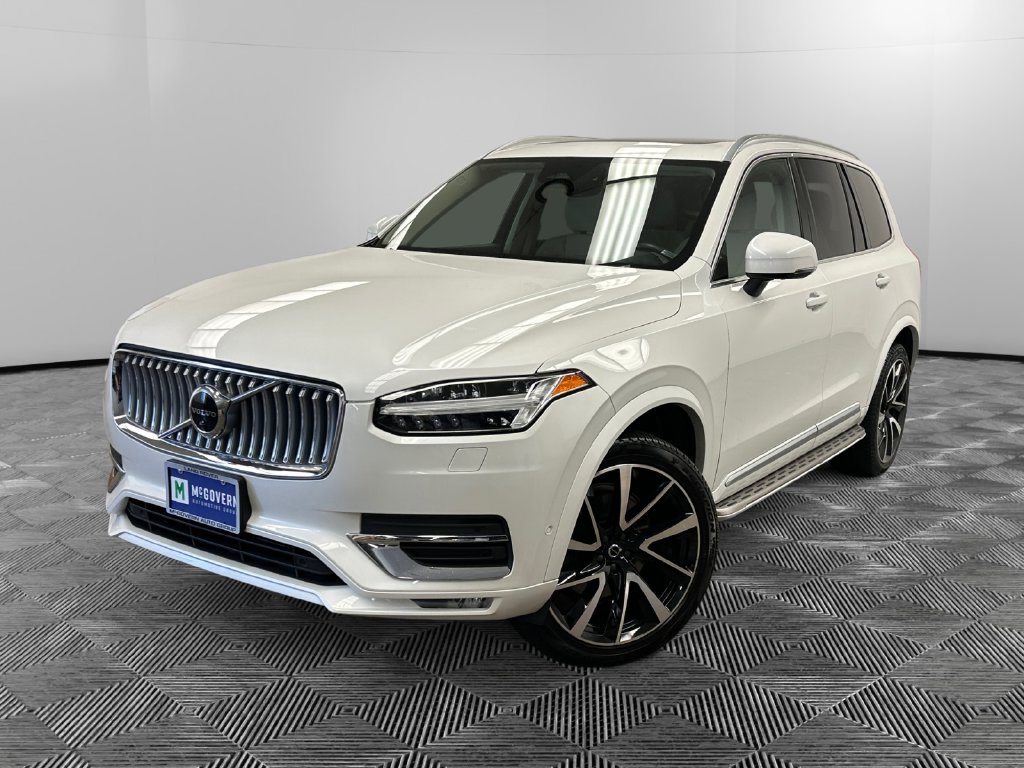 2023 Volvo XC90 Plus