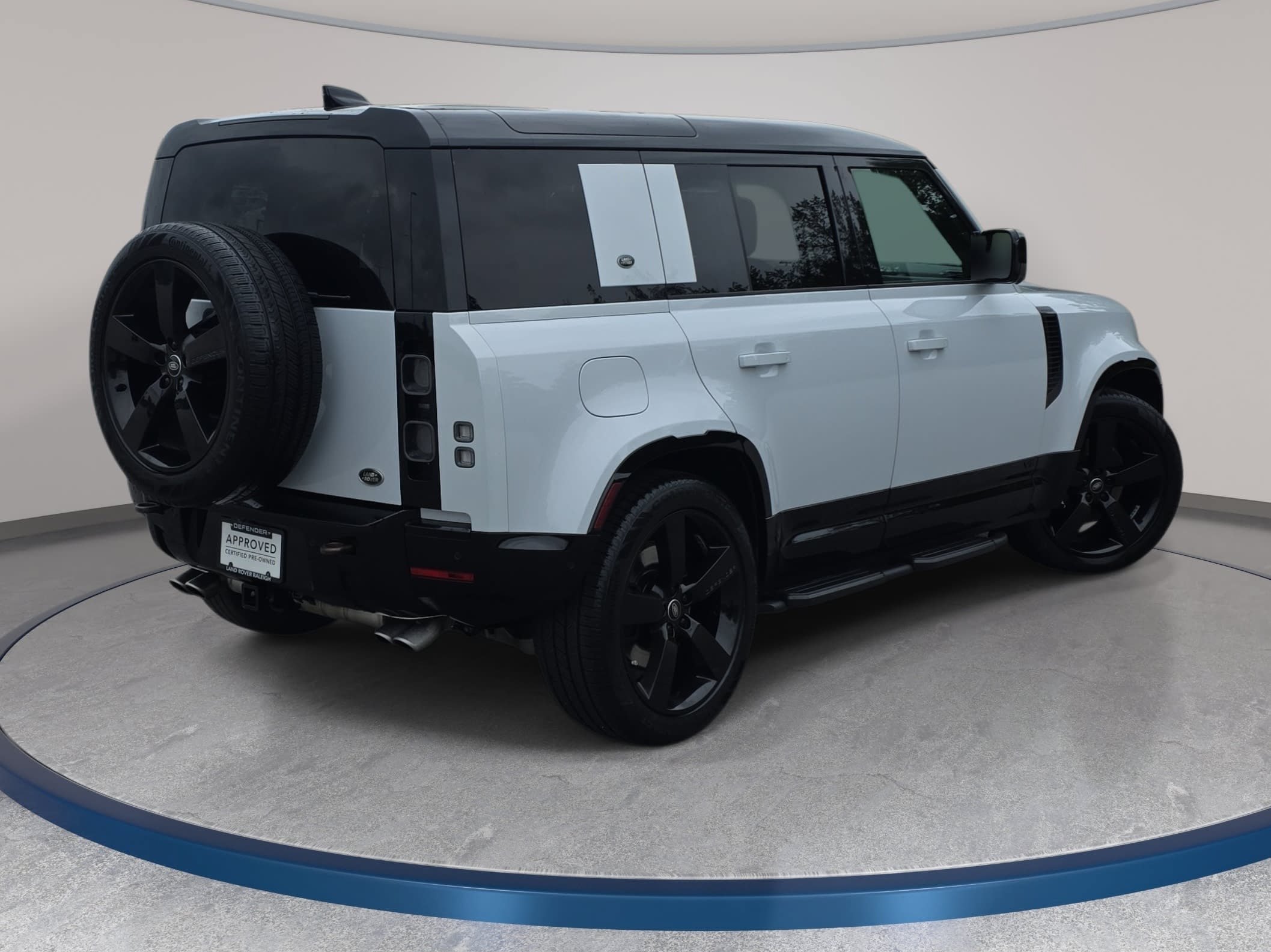 Used 2023 Land Rover Defender V8 SUV
