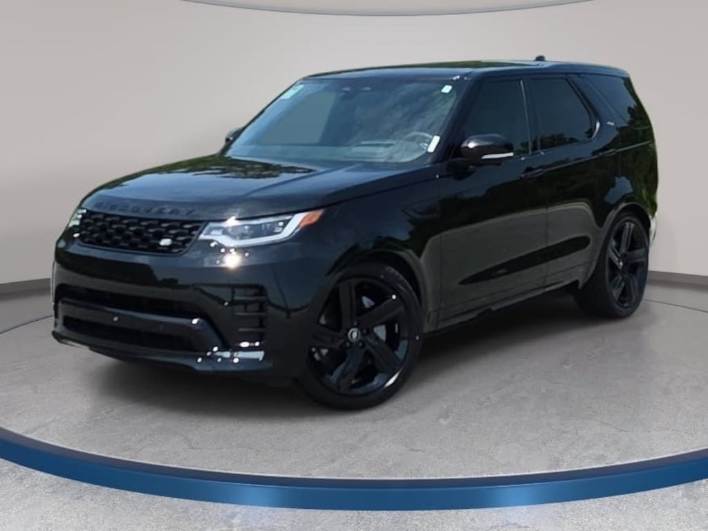 Certified 2025 Land Rover Discovery Dynamic SE SUV