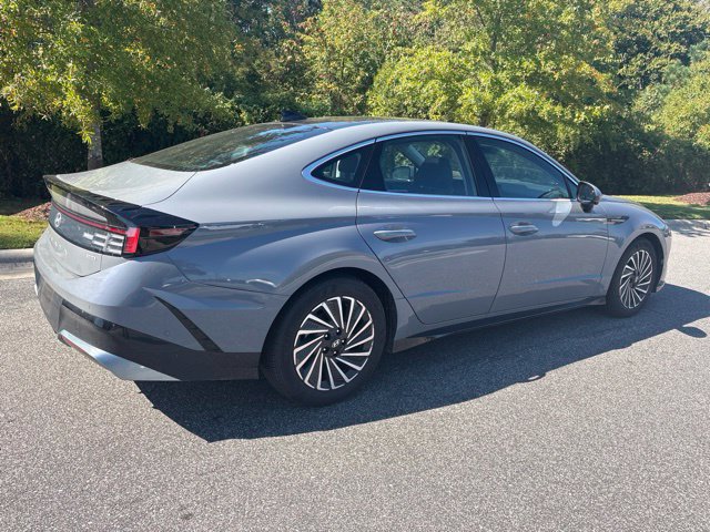 Used 2024 Hyundai Sonata Hybrid Limited Sedan