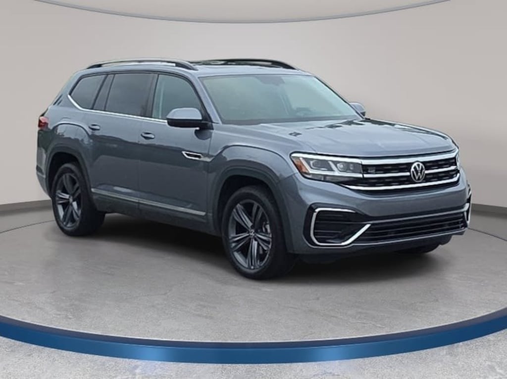 Used 2021 Volkswagen Atlas 3.6L V6 SE w/Technology R-Line SUV