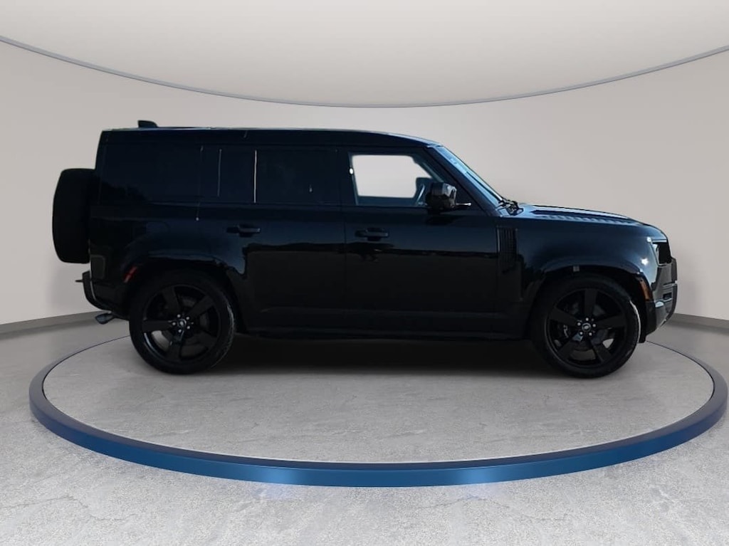 Certified 2025 Land Rover Defender V8 110 P525 V8