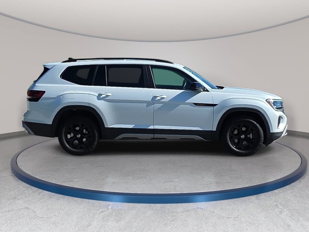 Used 2026 Volkswagen Atlas 2.0T Peak Edition SUV