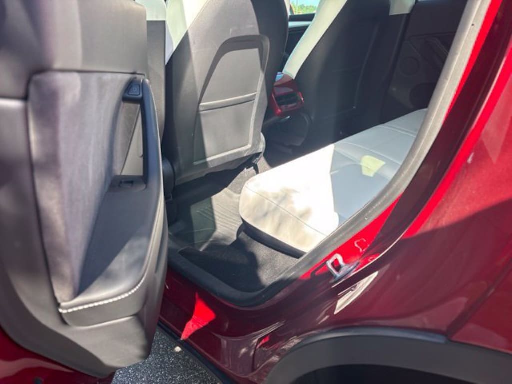 Used 2024 Tesla Model Y Long Range SUV