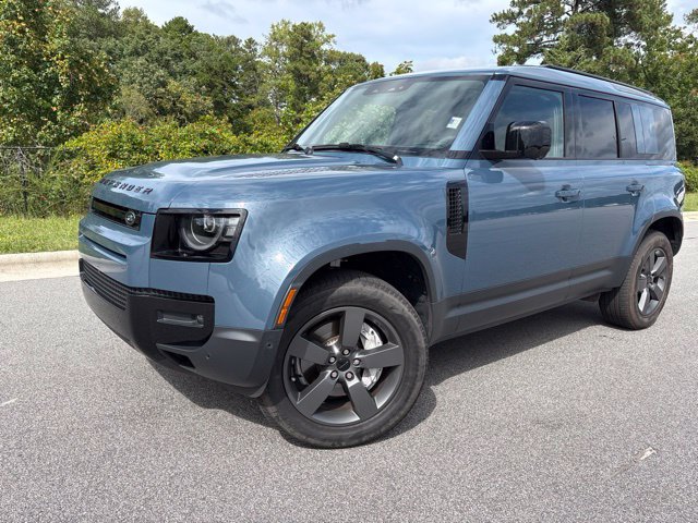  Land Rover Defender 110