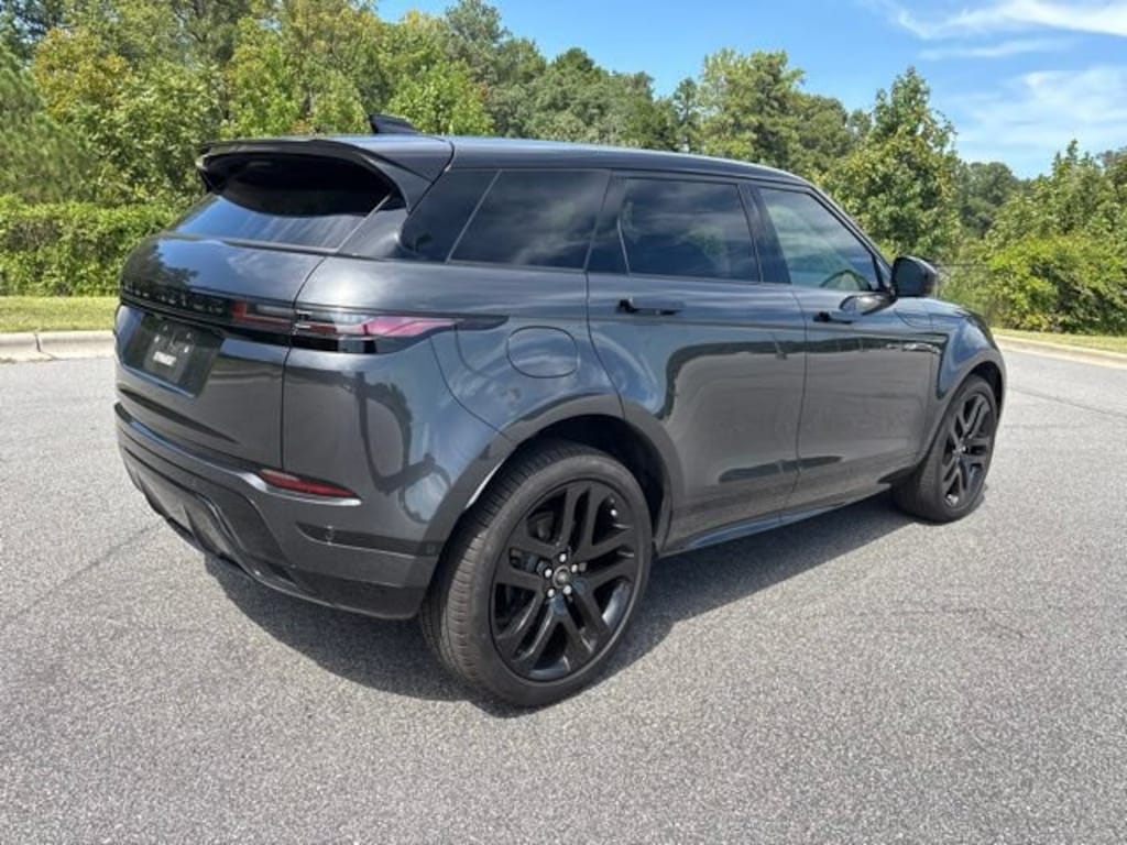 Used 2026 Land Rover Range Rover Evoque Dynamic SE SUV