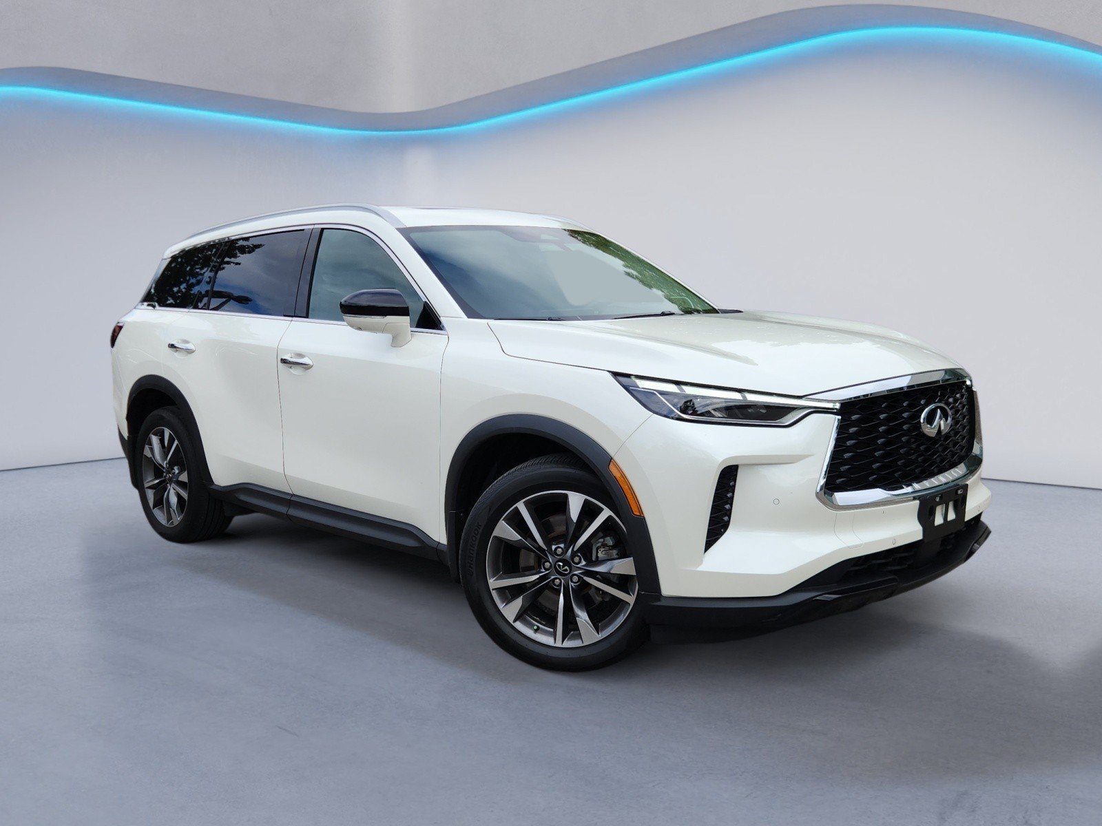 Used 2023 INFINITI QX60 Luxe Sport Utility