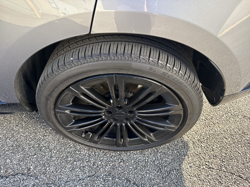 Certified 2026 Land Rover Range Rover SE SUV