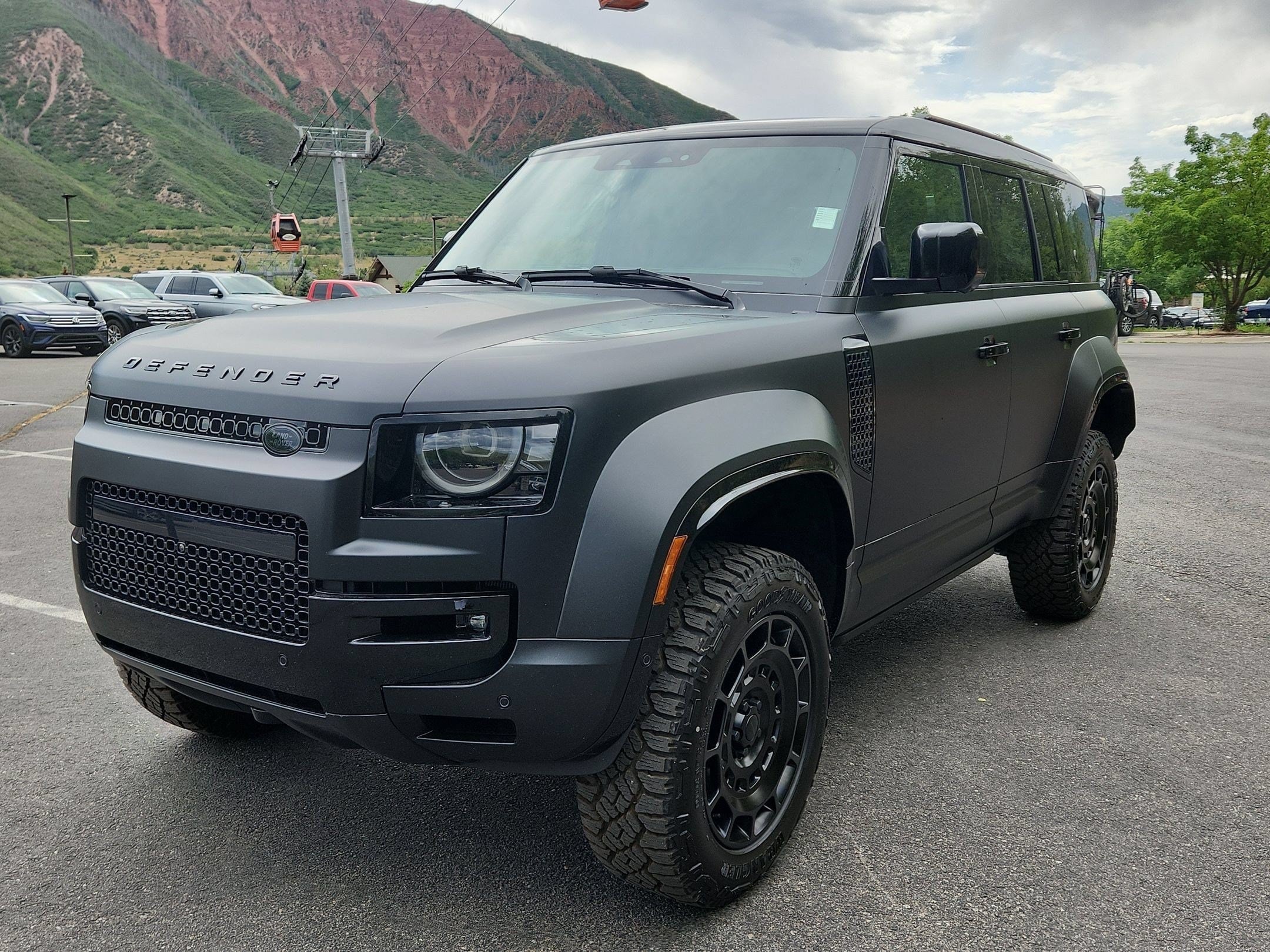 2026 Land Rover Defender 110