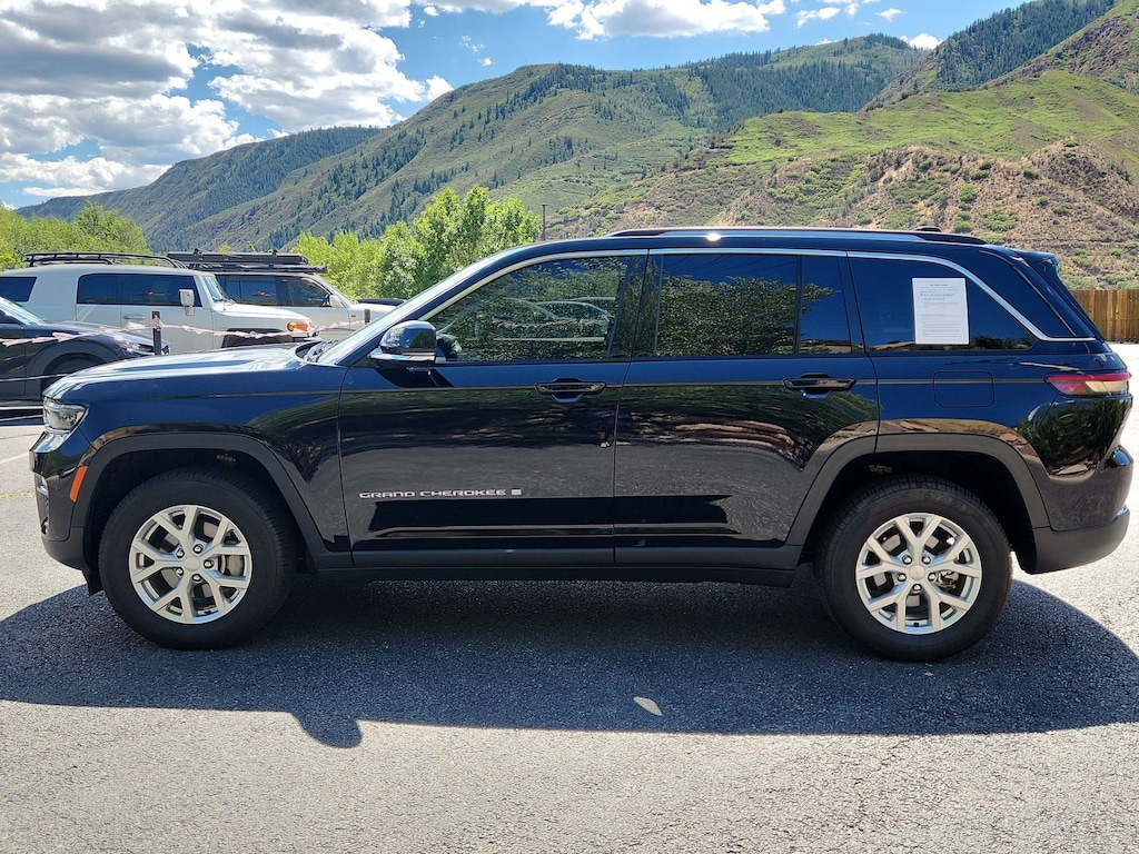 Used 2023 Jeep Grand Cherokee Limited SUV