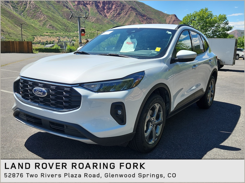 Used 2025 Ford Escape ST-Line Select SUV