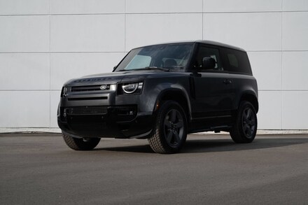2026 Land Rover Defender 90 V8 SUV