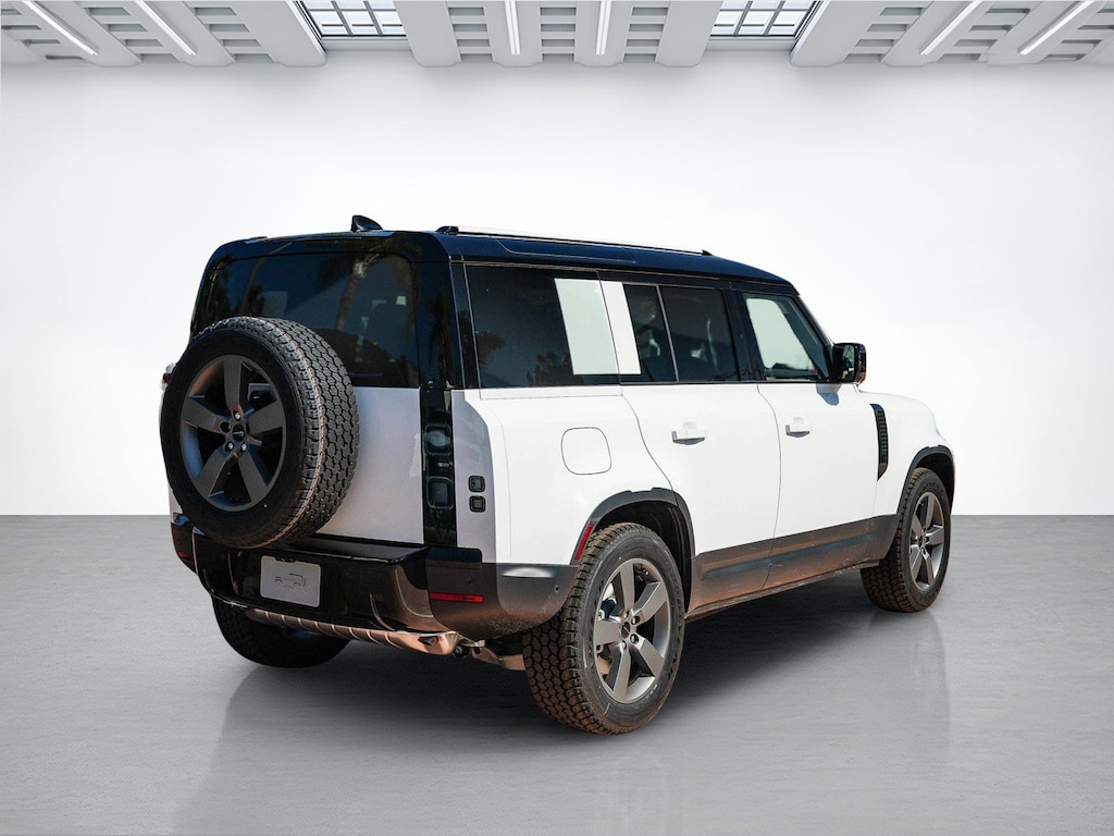 New 2026 Land Rover Defender 110 S 300PS SUV