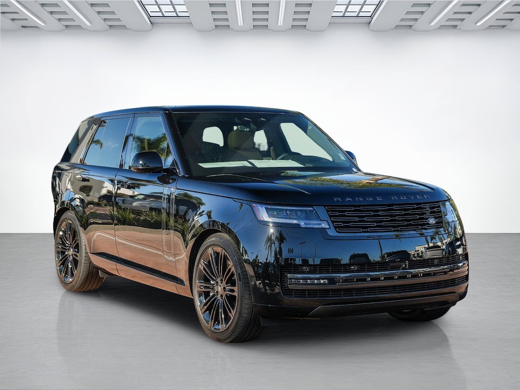Certified 2025 Land Rover Range Rover P530 SE SUV