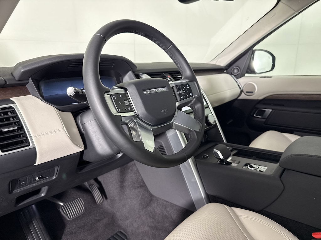 Certified 2025 Land Rover Discovery S SUV