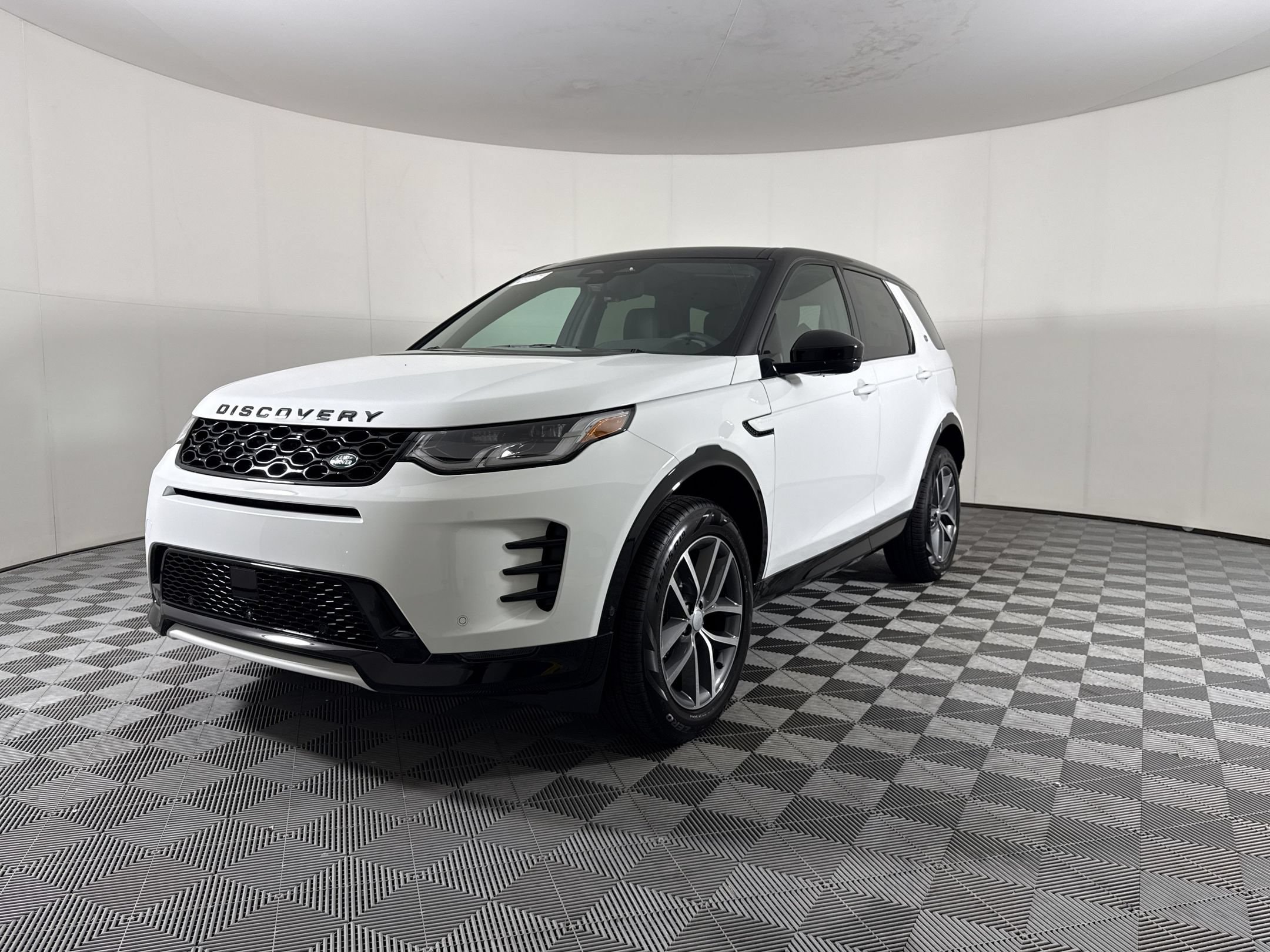 2026 Land Rover Discovery Sport Landmark SUV