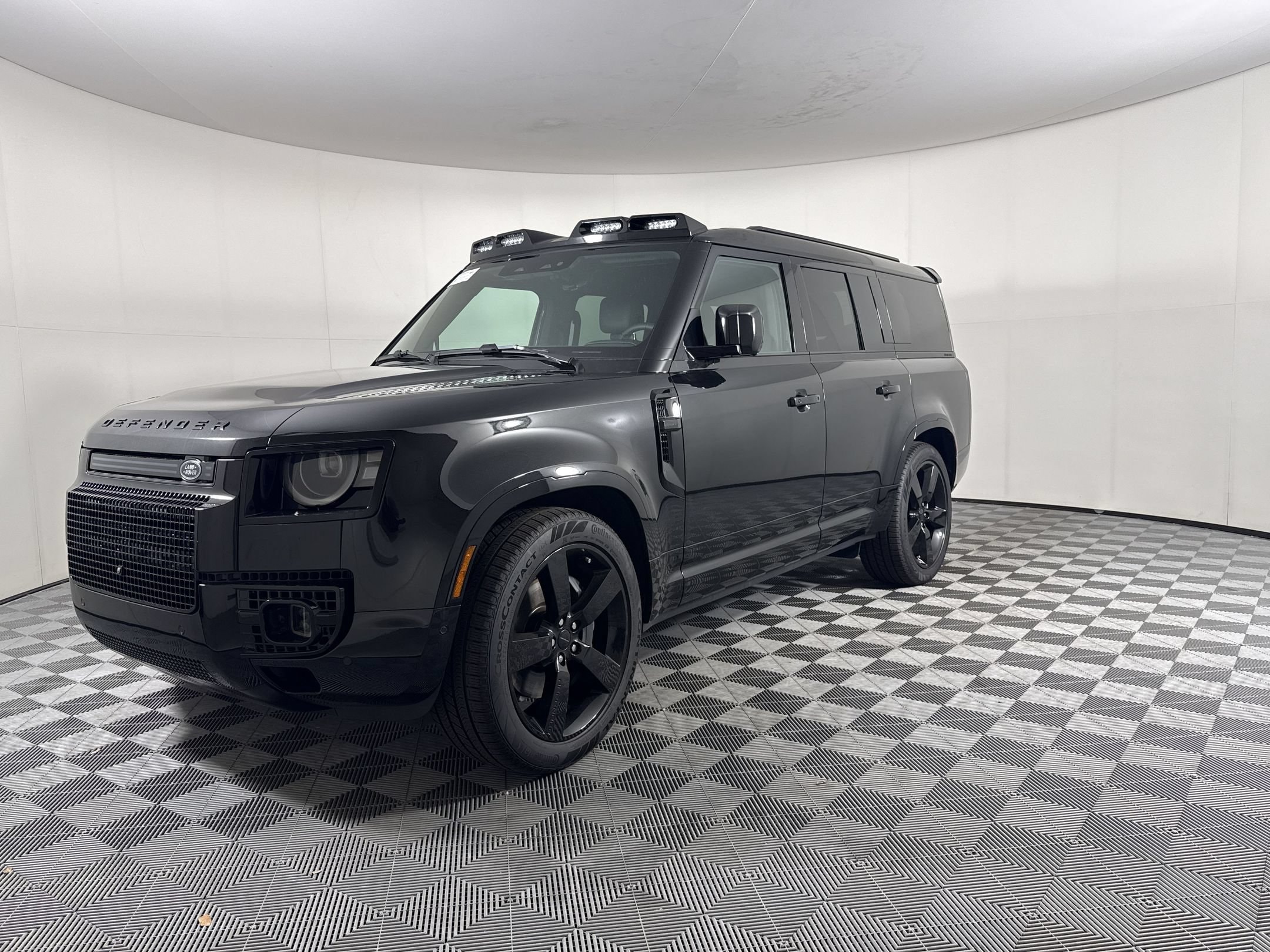 2026 Land Rover Defender 130