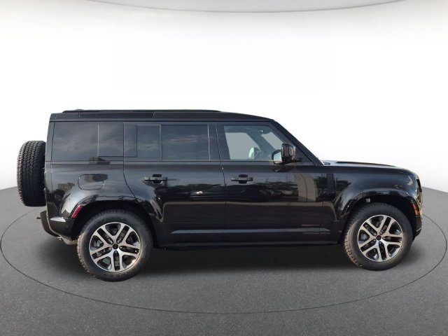 New 2026 Land Rover Defender 110 X-Dynamic SE SUV