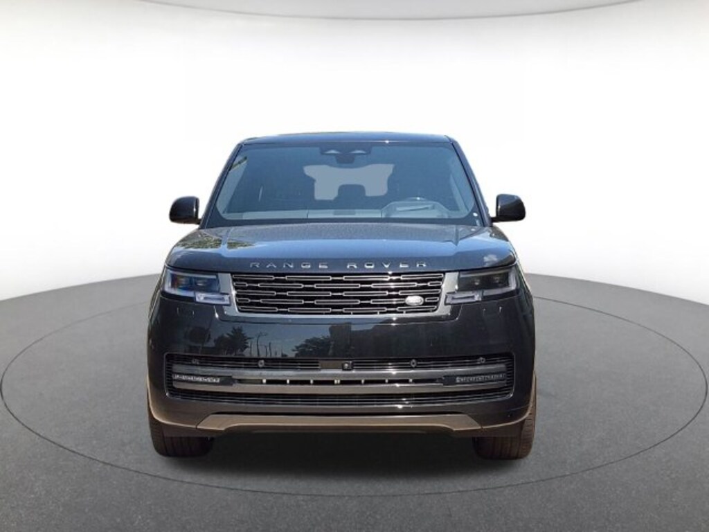 New 2026 Land Rover Range Rover SE LWB 7-Seats / V8 SUV