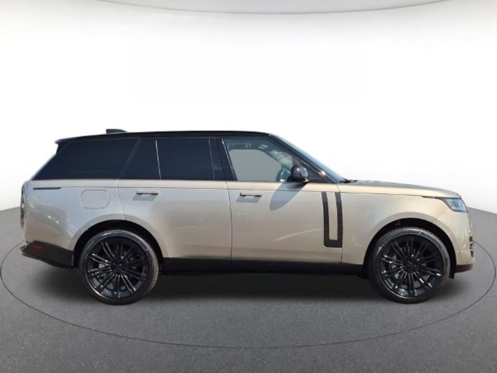 New 2026 Land Rover Range Rover SE SUV