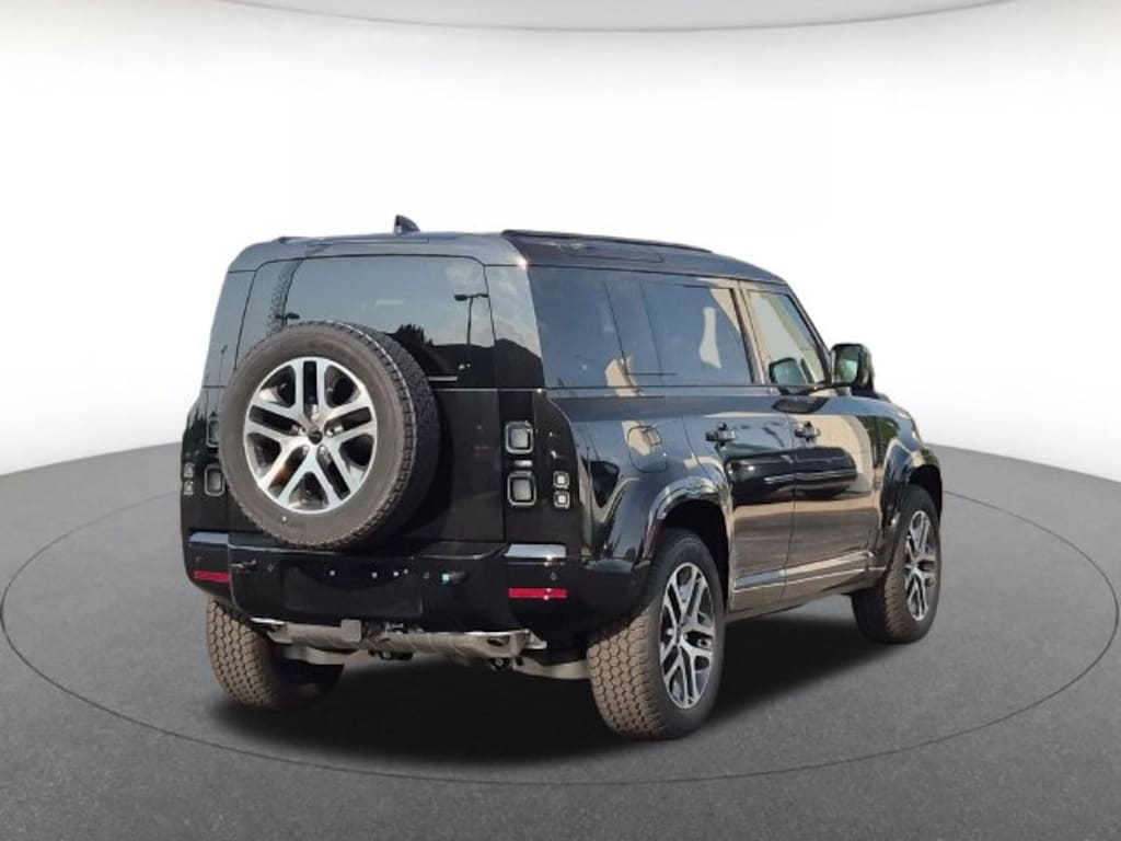 New 2026 Land Rover Defender 110 X-Dynamic SE SUV