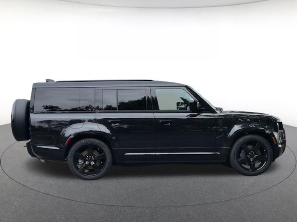 New 2026 Land Rover Defender 130 X-Dynamic SE SUV