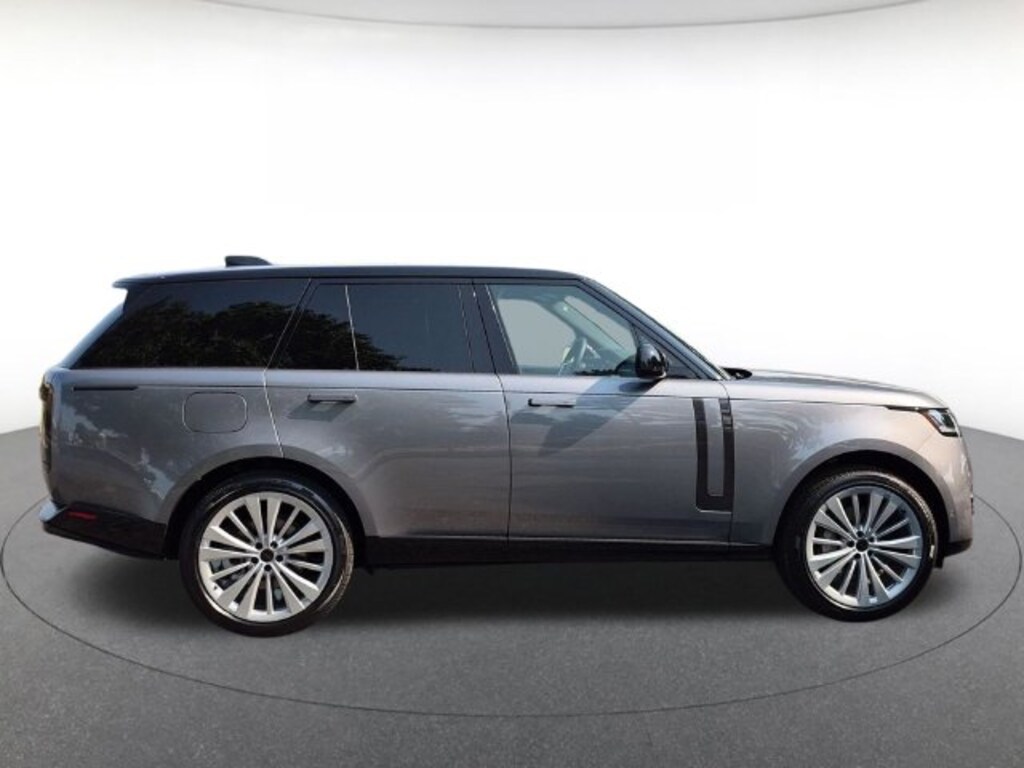 New 2026 Land Rover Range Rover SE SUV