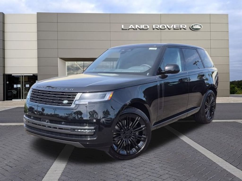 New 2026 Land Rover Range Rover SE SUV