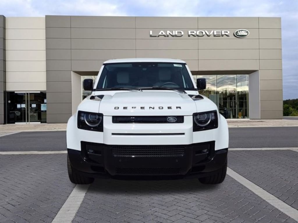 New 2026 Land Rover Defender 110 X-Dynamic SE SUV