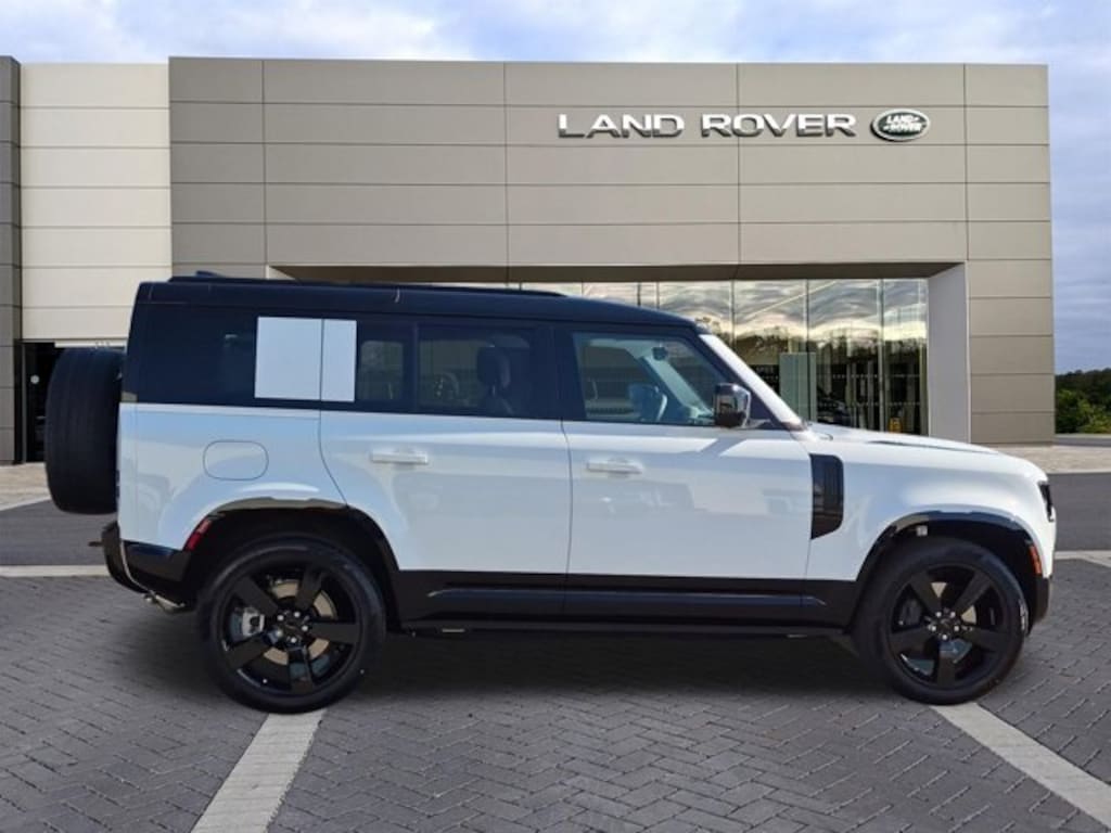 New 2026 Land Rover Defender 110 X-Dynamic SE SUV