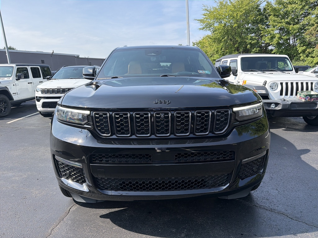 Used 2025 Jeep Grand Cherokee L Summit Reserve Summit Reserve 4x4