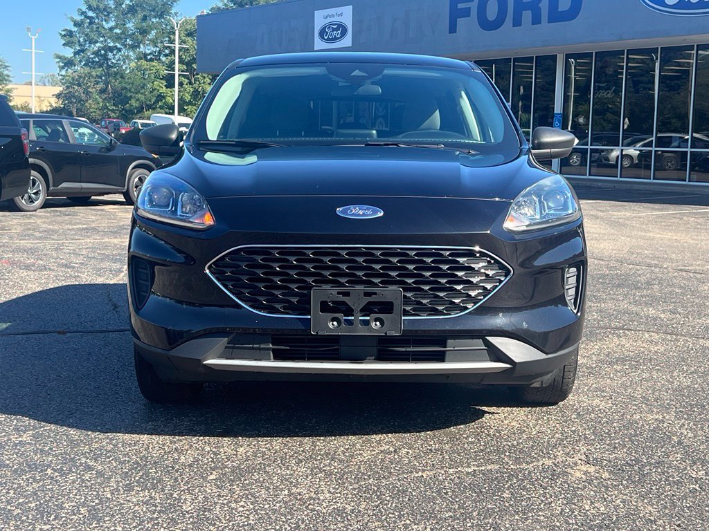 Used 2022 Ford Escape SE with VIN 1FMCU9G6XNUA58371 for sale in La Porte, IN