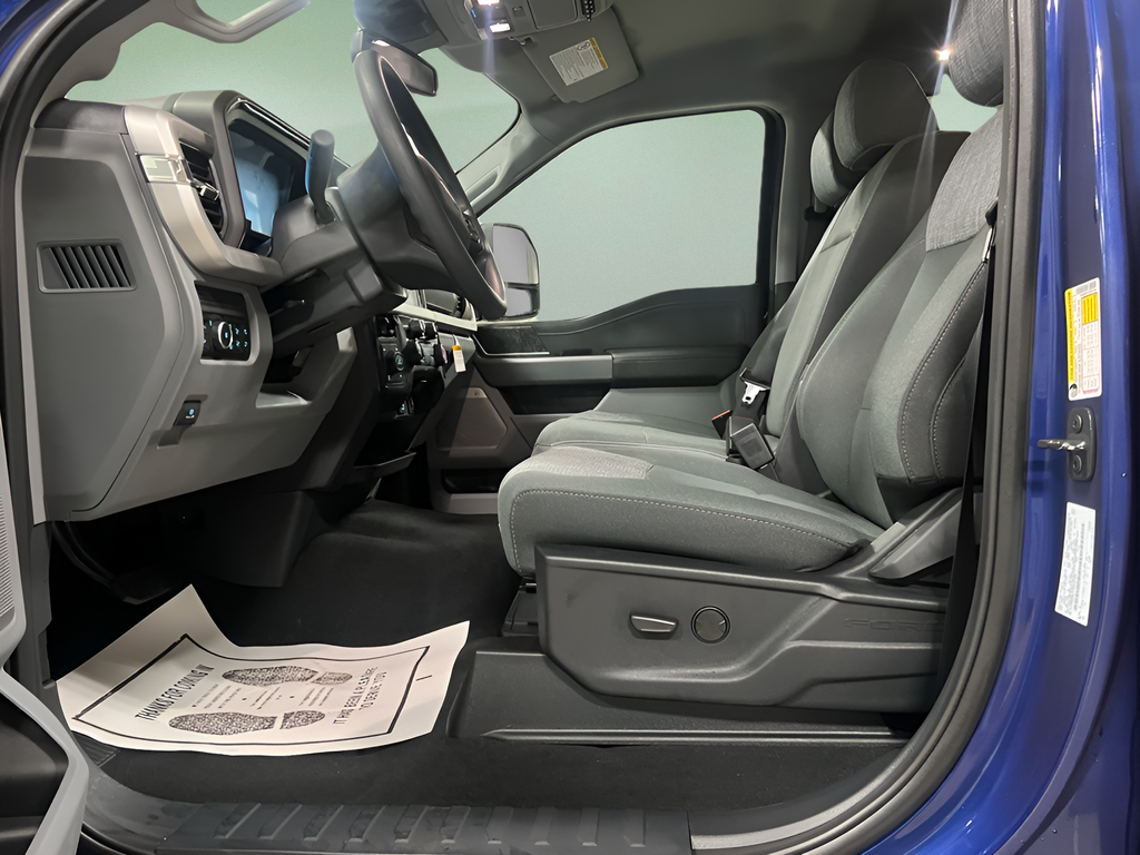 2026 Ford F-250 Super Duty XLT - Photo 25