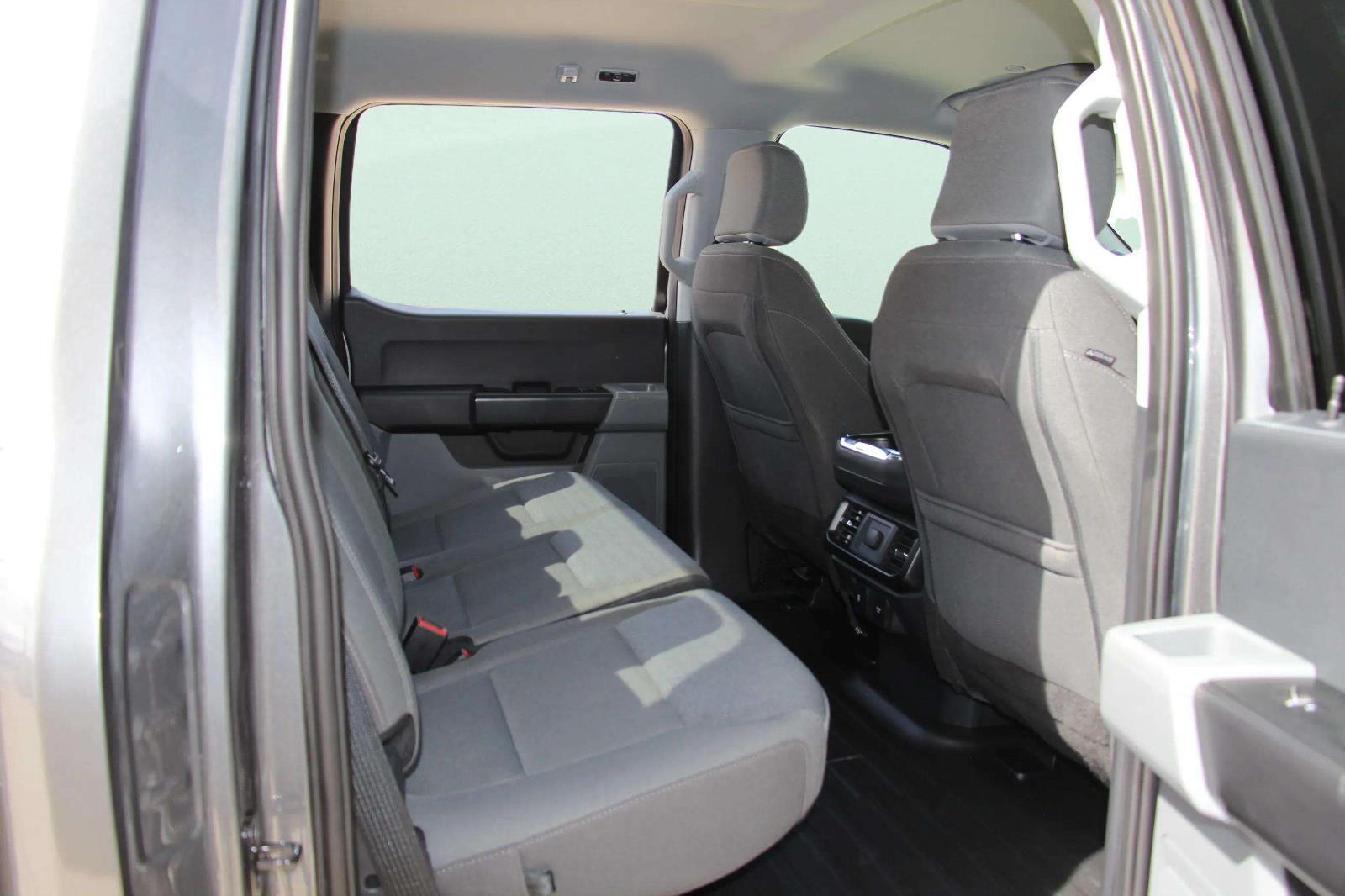 2025 Ford F-150 XL - Photo 30