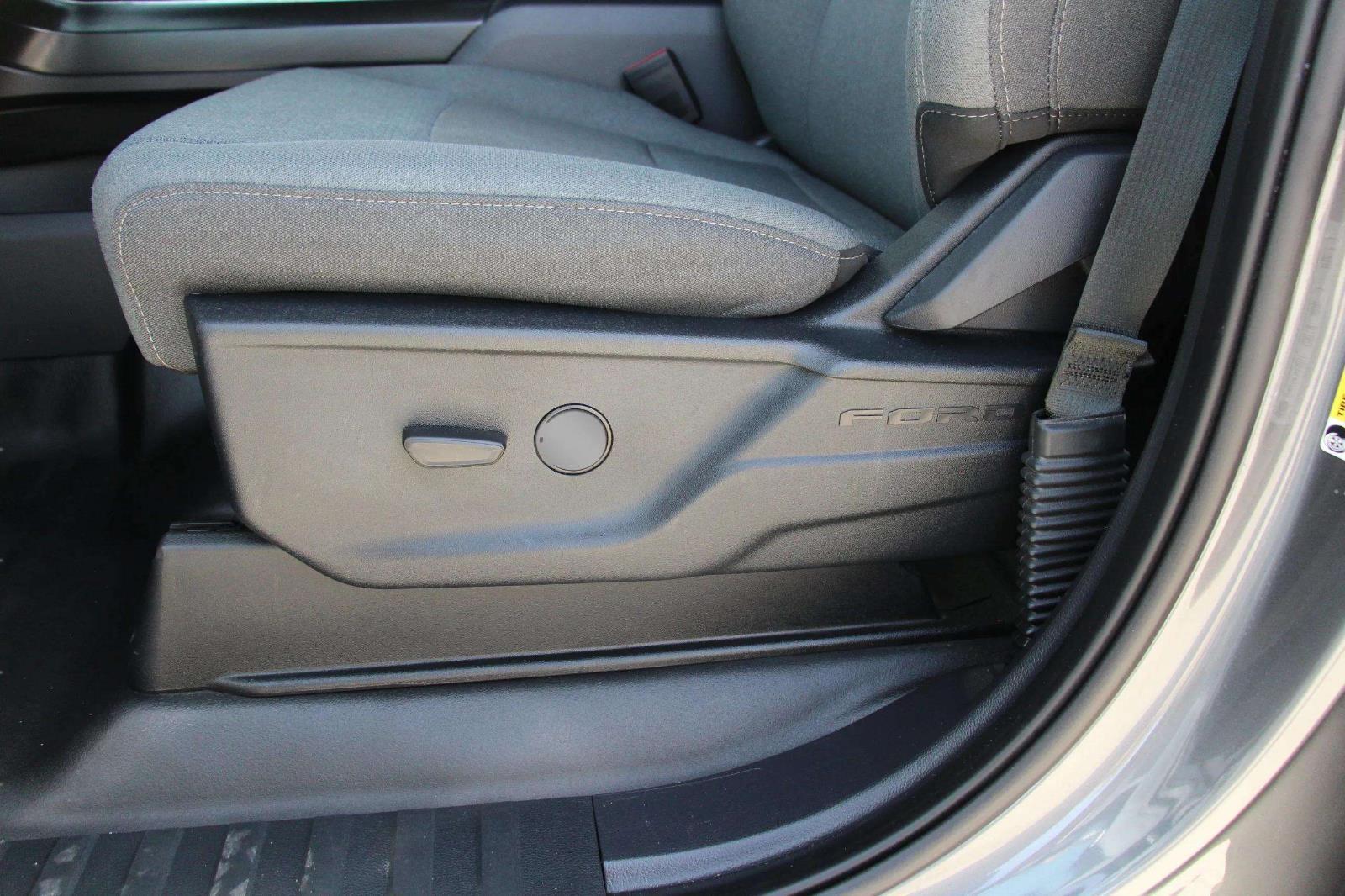 2025 Ford F-150 XL - Photo 22
