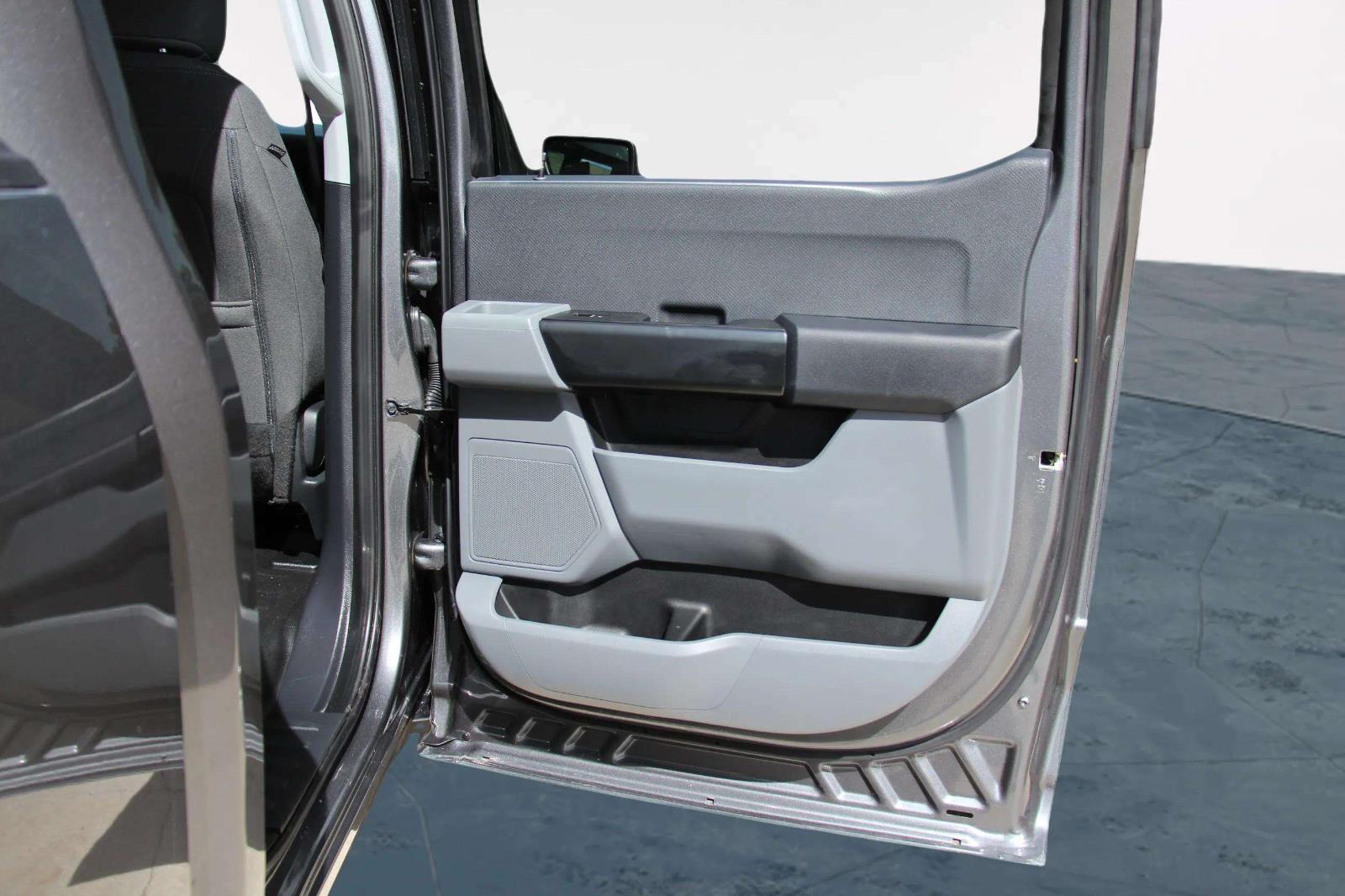 2025 Ford F-150 XL - Photo 29