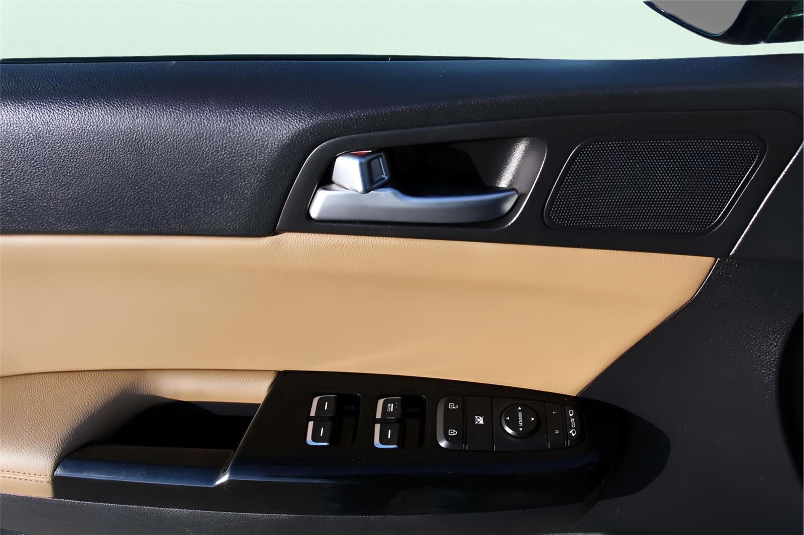 2020 Kia Sportage SX - Photo 17