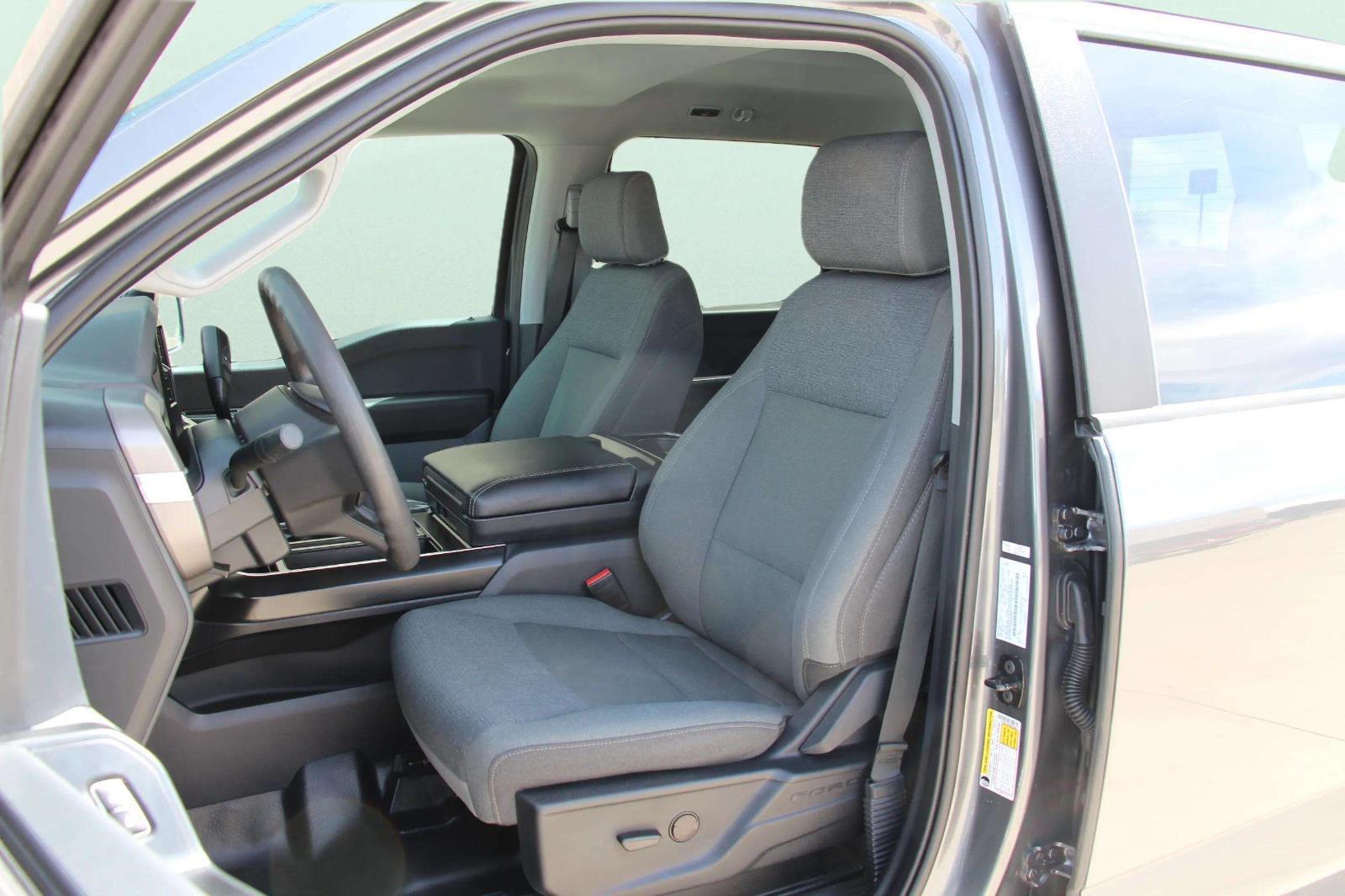 2025 Ford F-150 XL - Photo 17