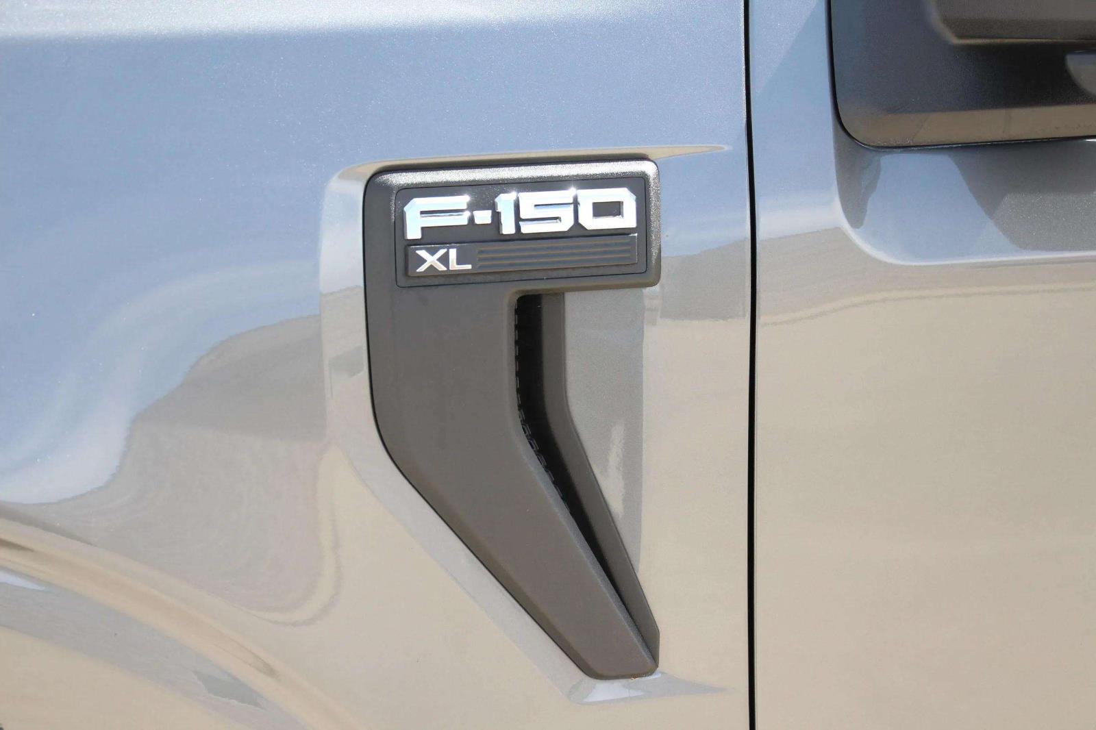 2025 Ford F-150 XL - Photo 13